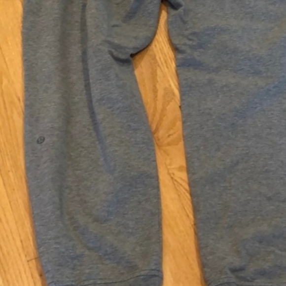 Lululemon EUC Warm Down Jogger Worn 2x Gray Sz 10 - Picture 5 of 6
